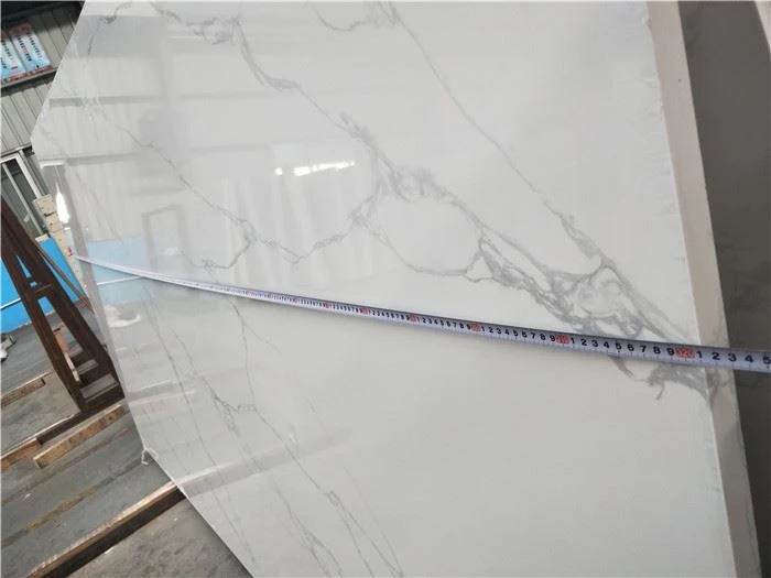Calacatta unique quartz slabs