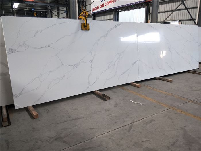 Calacatta unique quartz wall application