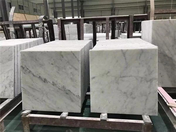 carrara  marble floor (001)