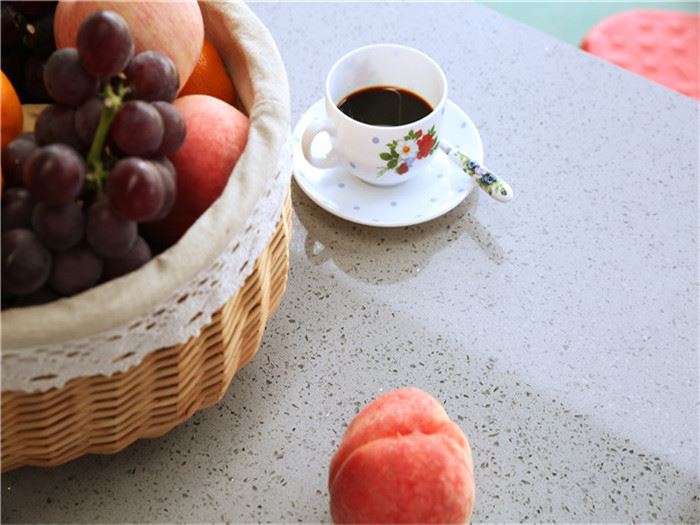 Countertop Kuarza Kelabu Muda
