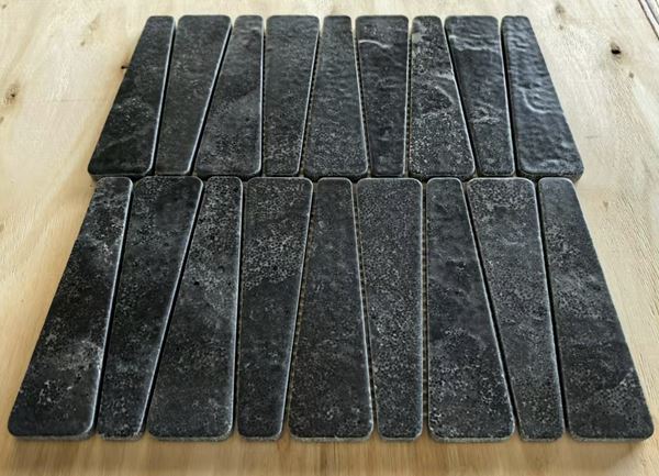 Batu kapur coklat gelap