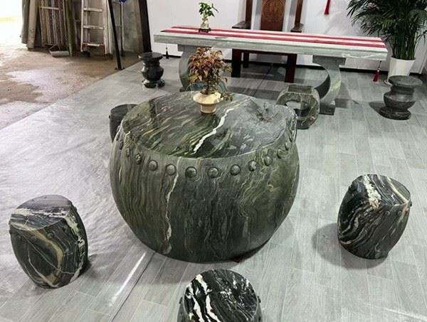 Round Green Marble Outdoor Table